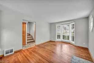 228 Sanford St, Ravenna, OH 44266 - Photo 8