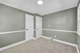 7198 Greenleaf Ave, Parma, OH 44130 - Photo 20