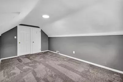 7198 Greenleaf Avenue, Parma, OH 44130 - Photo 30