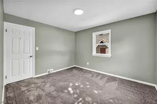 7198 Greenleaf Ave, Parma, OH 44130 - Photo 24