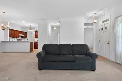 15 Hunters Woods Boulevard #B, Canfield, OH 44406 - Photo 8