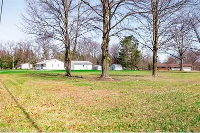 428 Overlook Drive, Rittman, OH 44270 - Photo 4