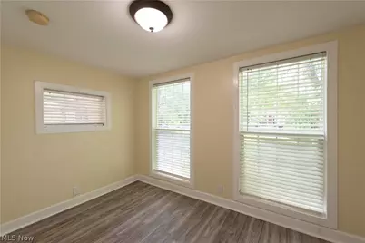 1263 Newton Street, Akron, OH 44305 - Photo 6