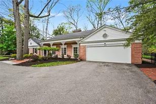 3022 Harriett Rd, Silver Lake, OH 44224 - Photo 2