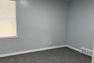 20004 Libby Rd, Maple Heights, OH 44137 - Photo 12