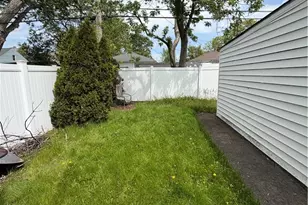 13912 Liberty Ave, Loveland, OH 44135 - Photo 2
