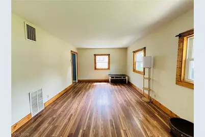 5854 Knollwood Drive, Ashtabula, OH 44004 - Photo 18