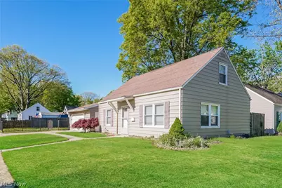 2910 Elmwood Street, Cuyahoga Falls, OH 44221 - Photo 2