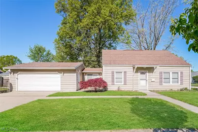 2910 Elmwood Street, Cuyahoga Falls, OH 44221 - Photo 1