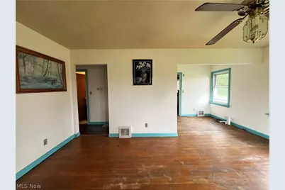 2135 Parkman Road NW, Warren, OH 44485 - Photo 10