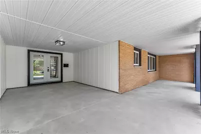1982 Edenhall Drive, Lyndhurst, OH 44124 - Photo 8