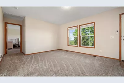 4780 Huggins Road, Zanesville, OH 43701 - Photo 12