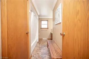 6670 James St, Poland, OH 44514 - Photo 12