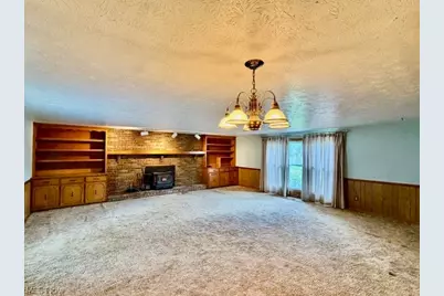 6867 Wren Avenue NW, North Canton, OH 44720 - Photo 6