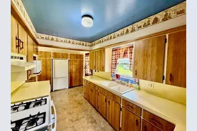 6867 Wren Avenue NW, North Canton, OH 44720 - Photo 10