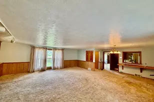 6867 Wren Ave NW, North Canton, OH 44720 - Photo 8