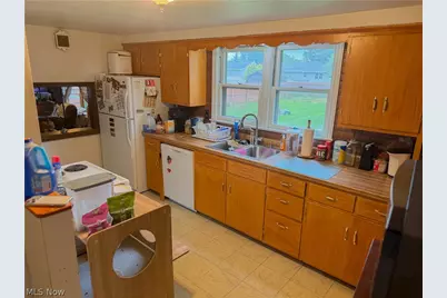 4715 New Road, Youngstown, OH 44515 - Photo 12