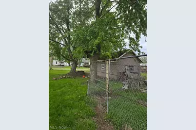 355 E Oregon Avenue, Sebring, OH 44672 - Photo 10
