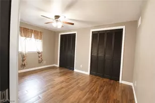1046 Wilshire Dr, Youngstown, OH 44511 - Photo 10