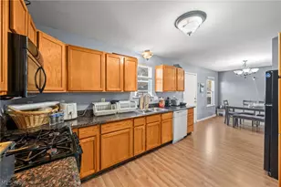 12505 Grimsby Ave, Loveland, OH 44135 - Photo 14
