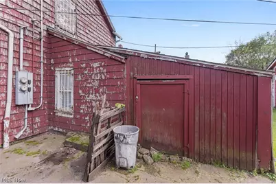 3238-3240 E 49th Street, Loveland, OH 44127 - Photo 4