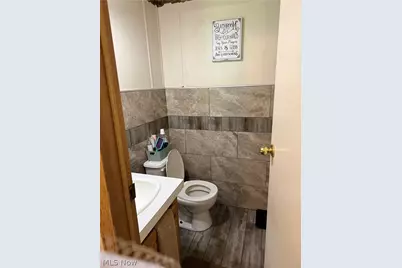 5347 Angela Drive NW, Beach City, OH 44608 - Photo 8