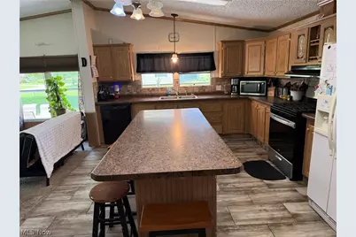 5347 Angela Drive NW, Beach City, OH 44608 - Photo 12