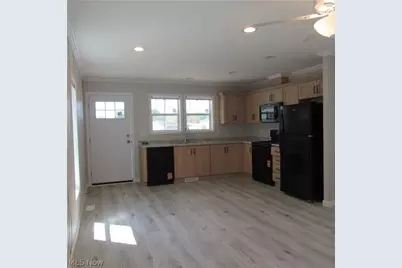 3785 S Main Street #A14, Green, OH 44319 - Photo 6