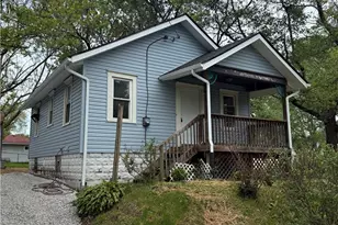 778 Ravenswood St, Akron, OH 44306 - Photo 2