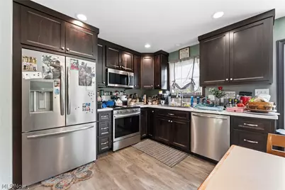 4588 S Elyria Road, Shreve, OH 44676 - Photo 8