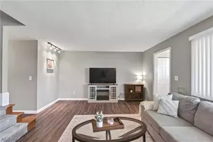 25345 Country Club Blvd, North Olmsted, OH 44070 - Photo 12