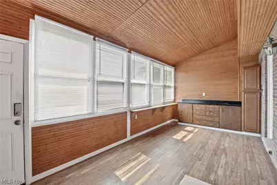 25345 Country Club Boulevard #12-11, North Olmsted, OH 44070 - Photo 22