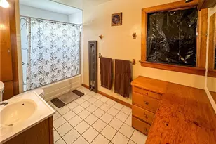 552 E 8th St, Salem, OH 44460 - Photo 22