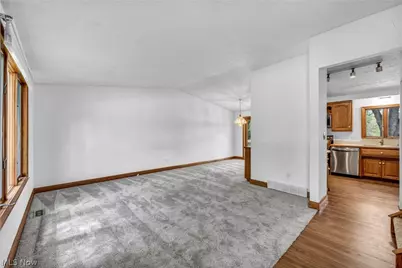 3717 Sea Ray Cove, Aurora, OH 44202 - Photo 4