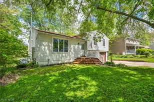 3717 Sea Ray Cove, Aurora, OH 44202 - Photo 2