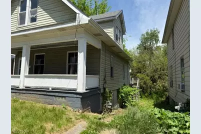 1111 Hillary Square, Steubenville, OH 43952 - Photo 2
