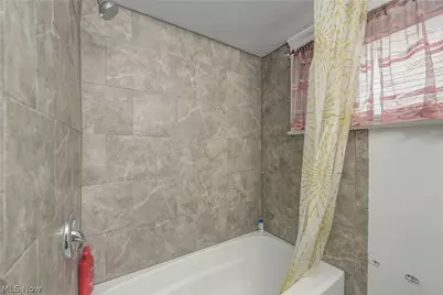 1631 Cohassett Avenue, Oakwood, OH 44107 - Photo 10
