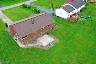 7623 Connelly Rd, Masury, OH 44438 - Photo 36