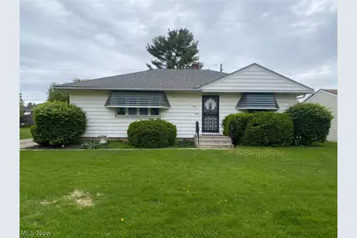 19601 Mayfair Lane, Warrensville Heights, OH 44128 - Photo 1