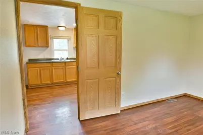 800 N Leavitt Road, Leavittsburg, OH 44430 - Photo 12