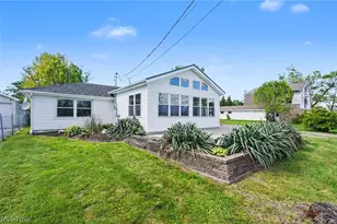 1446 Jersey St, Lake Milton, OH 44429 - Photo 2
