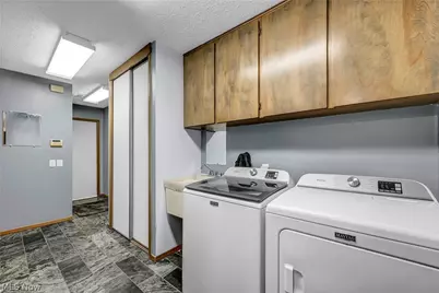 21903 Meadows Edge Lane, Strongsville, OH 44149 - Photo 22