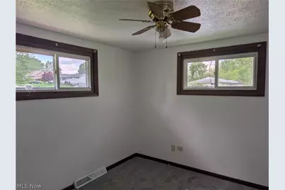 1223 Faircliff Street, Louisville, OH 44641 - Photo 12
