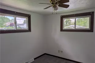1223 Faircliff St, Louisville, OH 44641 - Photo 12