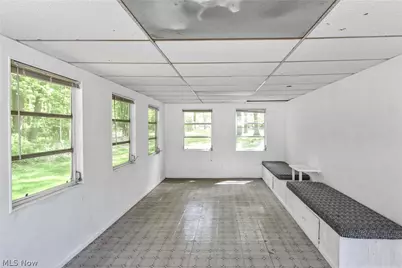 32207 Lake Road, Avon Lake, OH 44012 - Photo 34