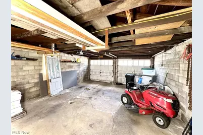 528 Maple Street SW, Sugarcreek, OH 44681 - Photo 46