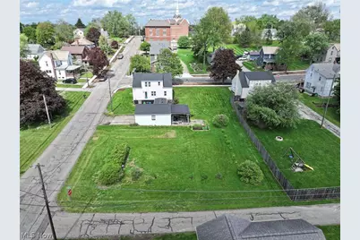 528 Maple Street SW, Sugarcreek, OH 44681 - Photo 10