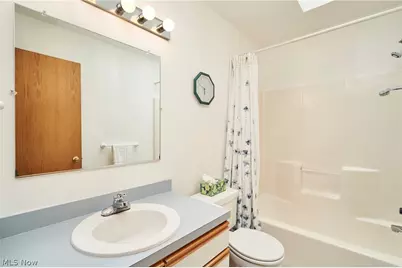 581 Woodhaven Drive, Uniontown, OH 44685 - Photo 18