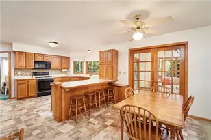 581 Woodhaven Dr, Uniontown, OH 44685 - Photo 6
