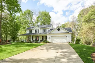 581 Woodhaven Dr, Uniontown, OH 44685 - Photo 24